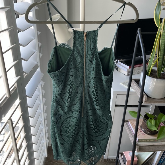 Green crochet cut out dress - Picture 4 of 9